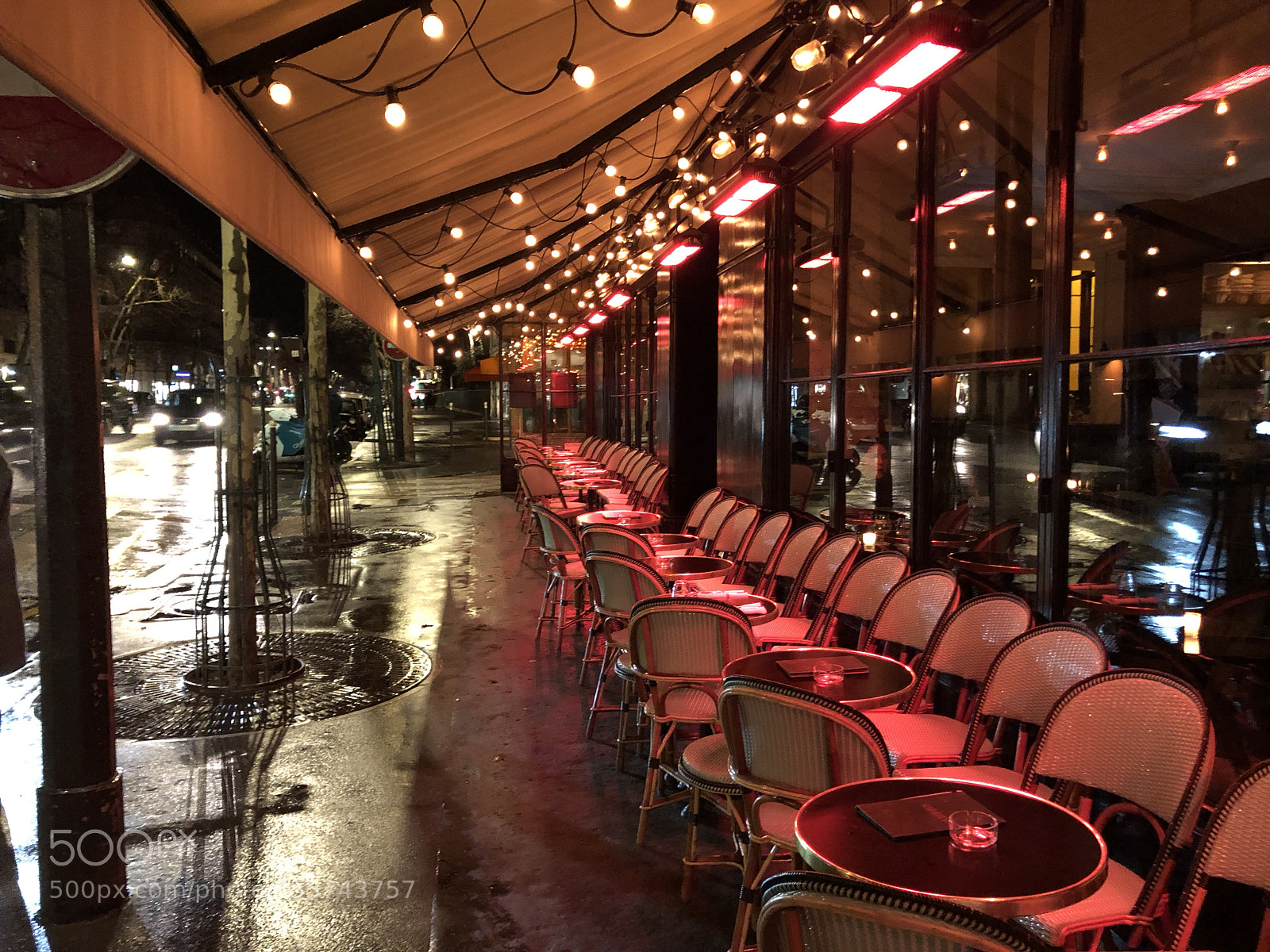 Apple iPhone X sample photo. Café  photography