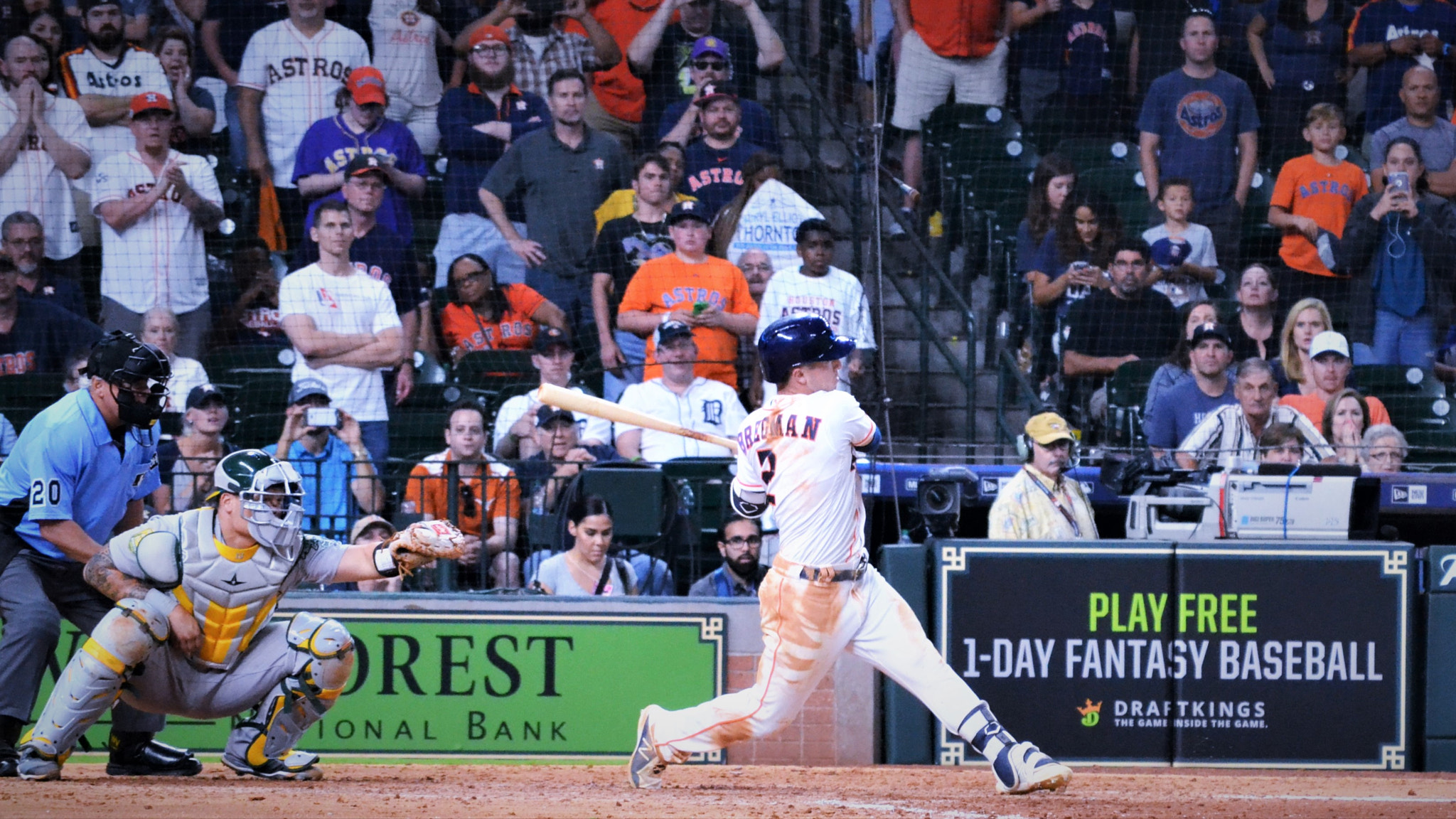 Nikon D3100 sample photo. Swing with the hips photography