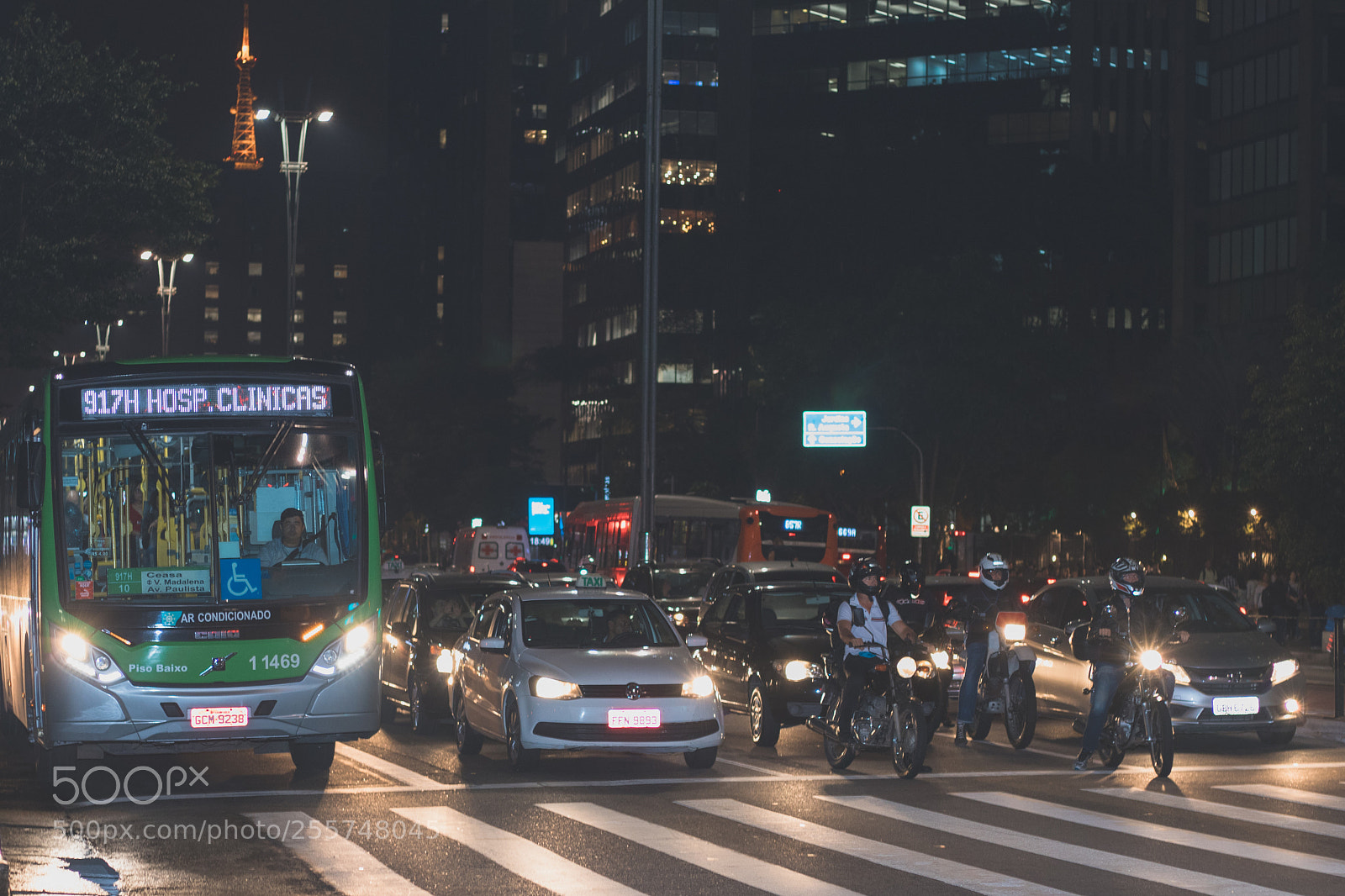 Canon EOS 800D (EOS Rebel T7i / EOS Kiss X9i) sample photo. Avenida paulista photography