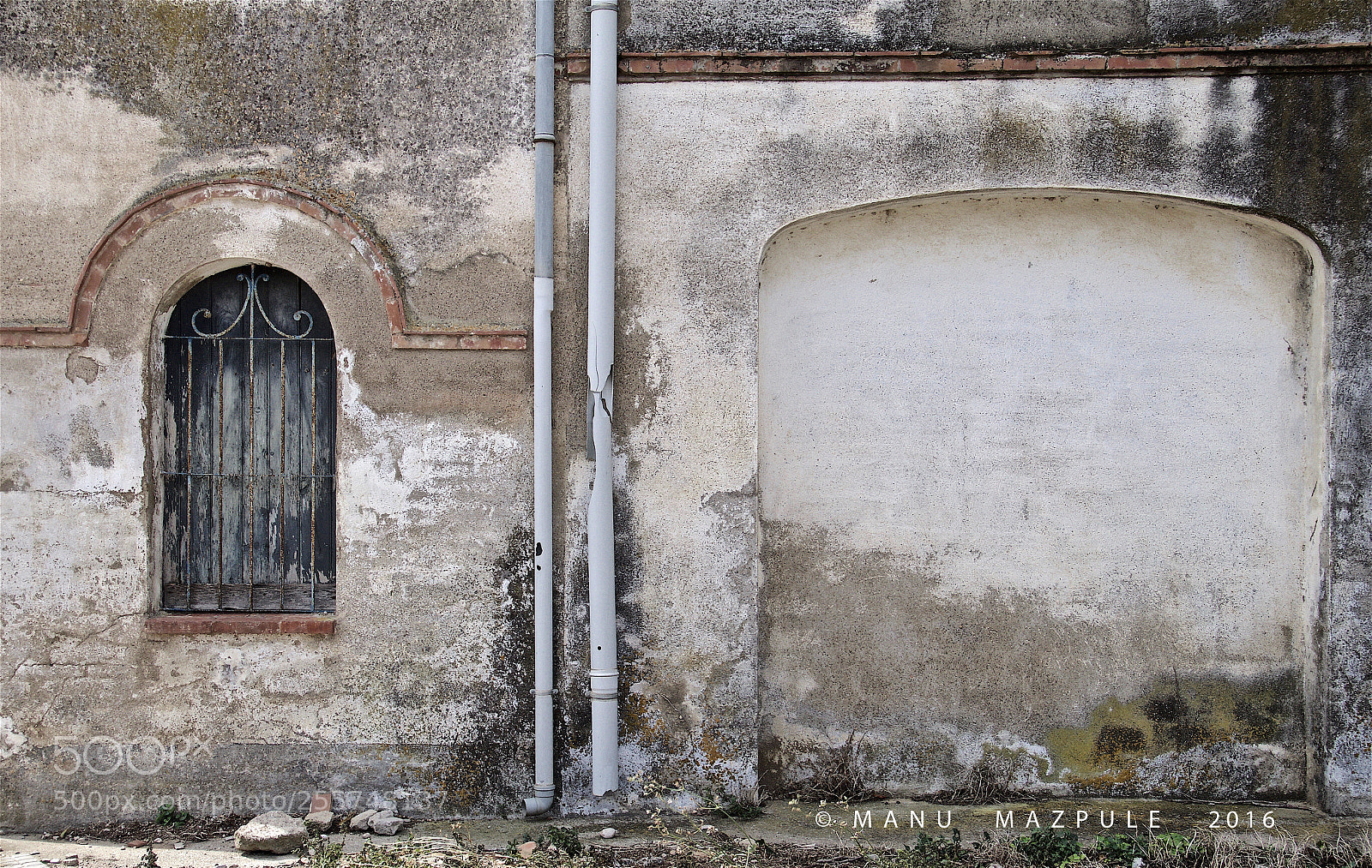 Canon EOS 70D sample photo. 324. girona. catalunya... no passing... photography