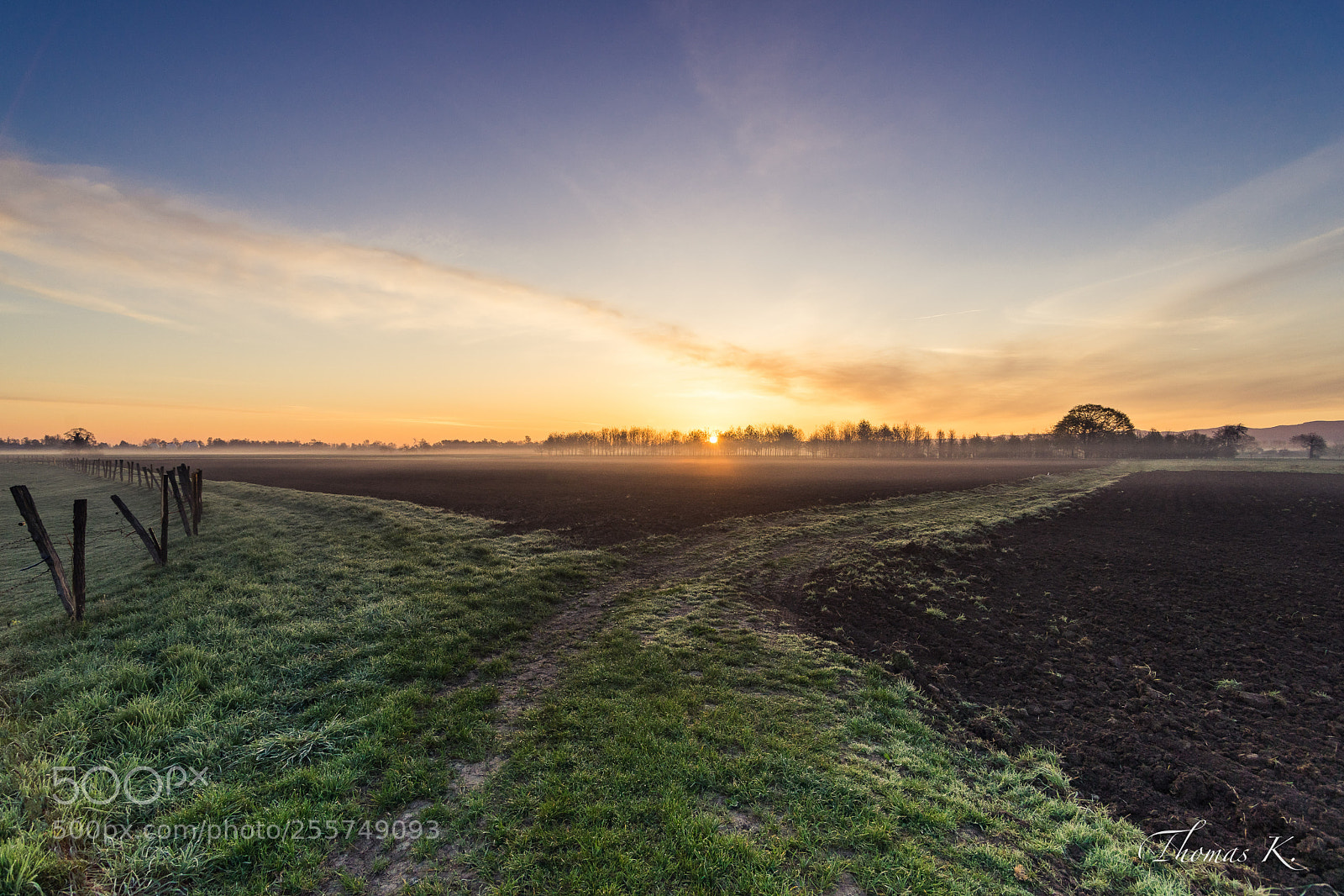Sony a7 sample photo. Sunrise over the countryside photography