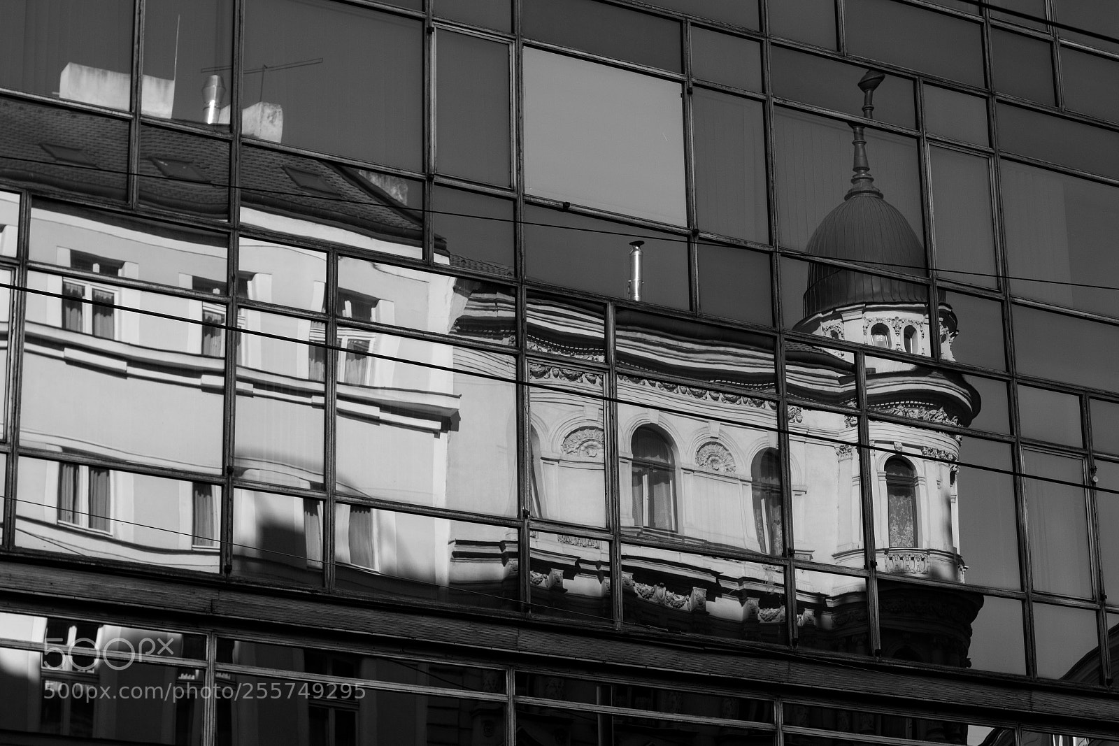 Canon EOS 750D (EOS Rebel T6i / EOS Kiss X8i) sample photo. Praha mirror photography