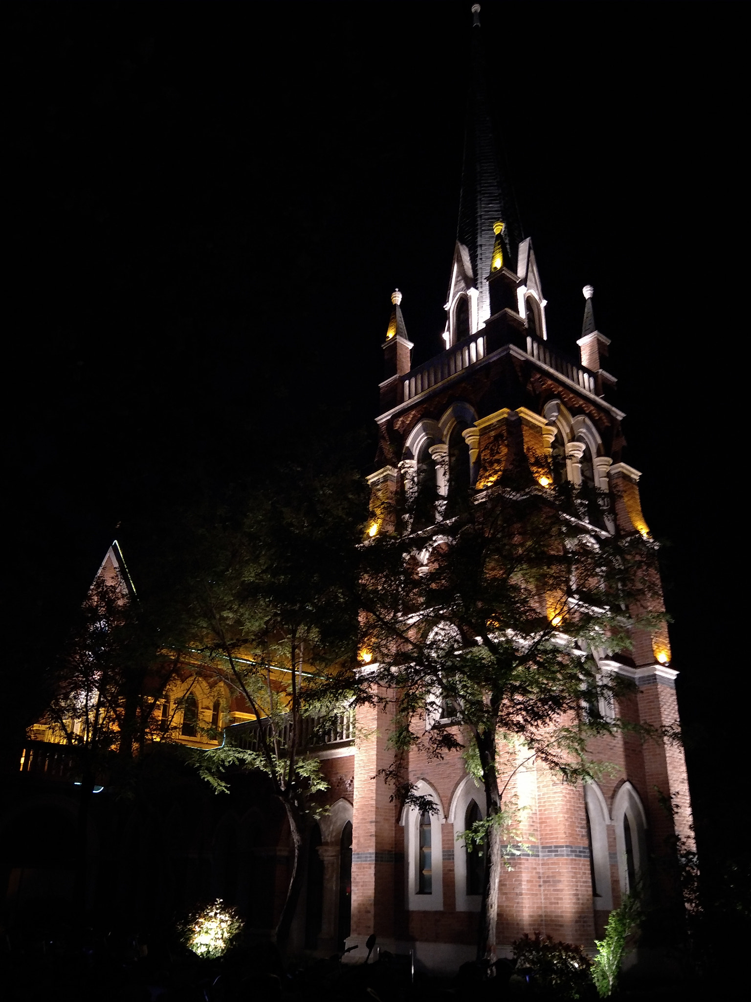 OPPO R9S sample photo. Church photography