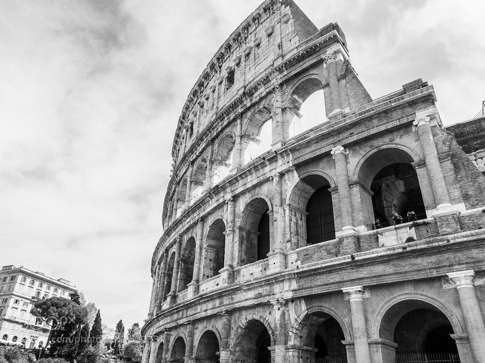 Sony DSC-RX100M5 sample photo. Colosseo photography