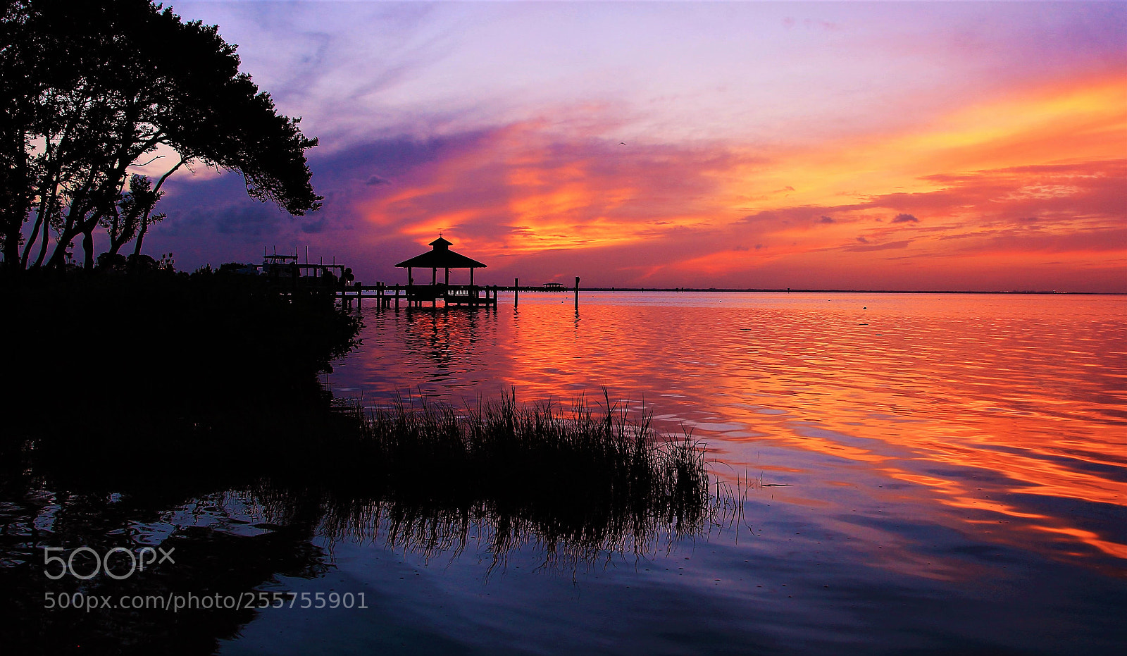 Canon EOS 600D (Rebel EOS T3i / EOS Kiss X5) sample photo. Gazebo morning awakenings photography