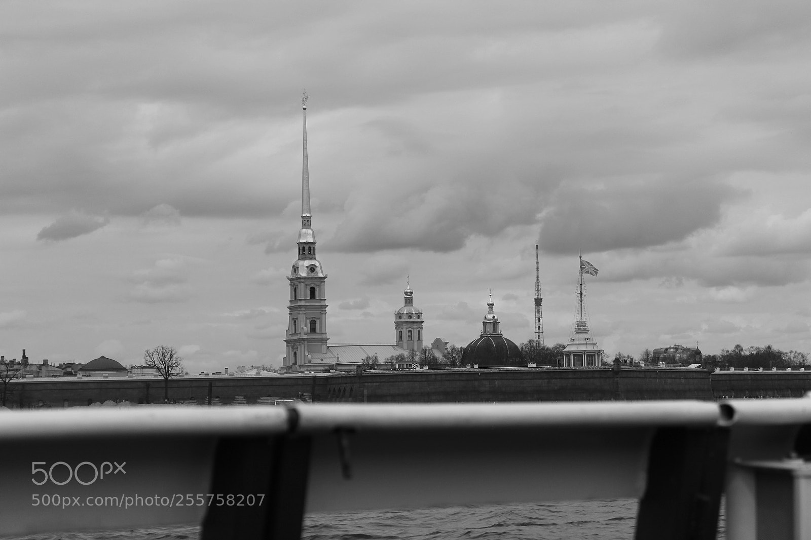 Canon EF-S 18-55mm F3.5-5.6 III sample photo. Saint peterburg photography