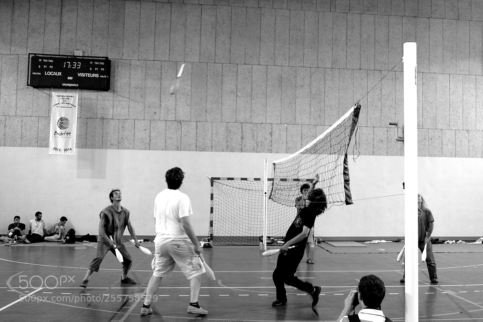 Fujifilm X-T10 sample photo. Playing the game photography