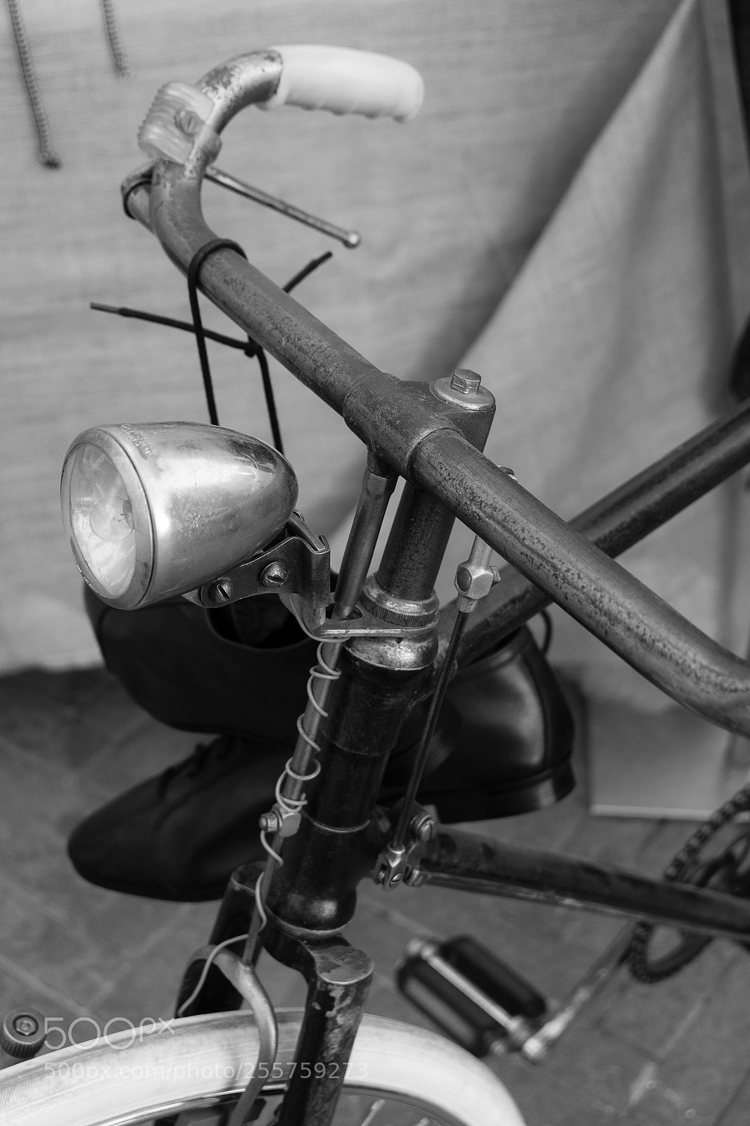 Fujifilm X-T10 sample photo. Old bicycle photography