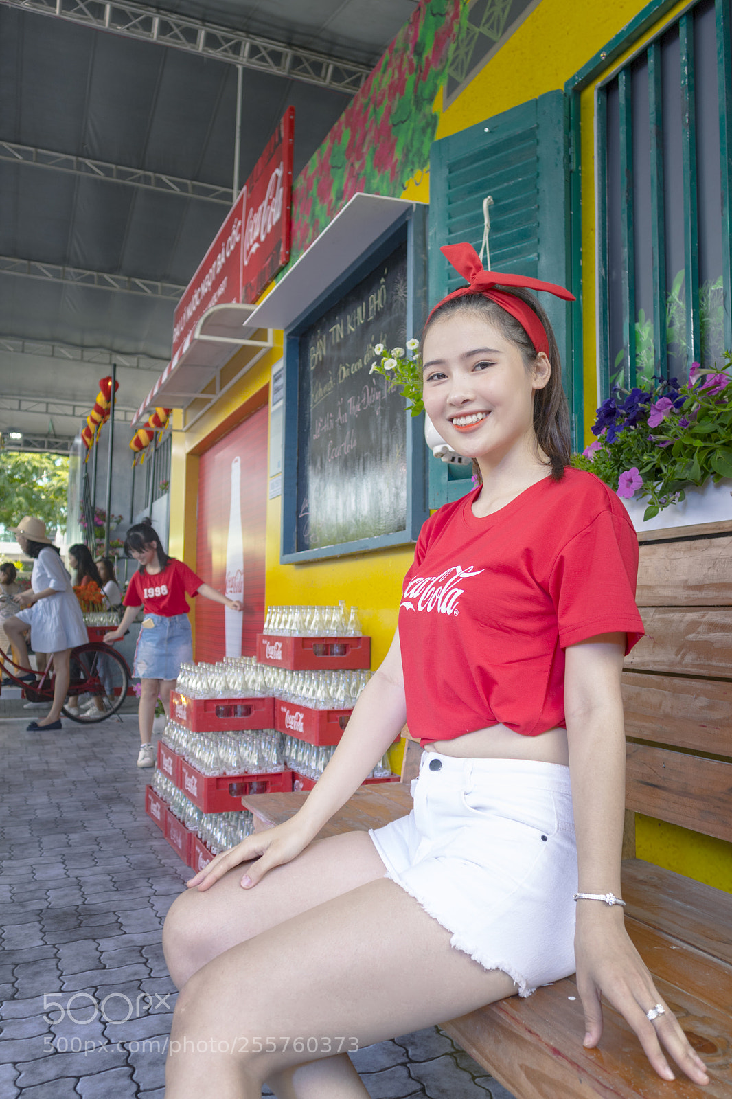 Canon EOS M10 sample photo. Edit photography