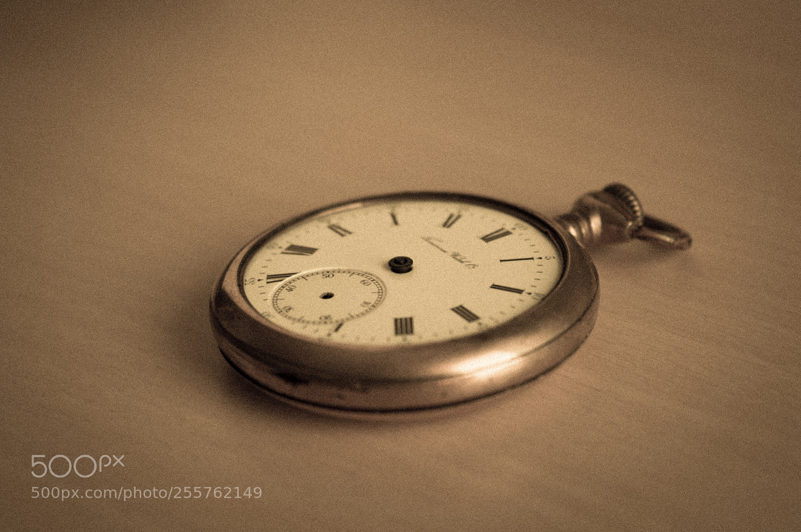 Nikon D3200 sample photo. Old clock photography