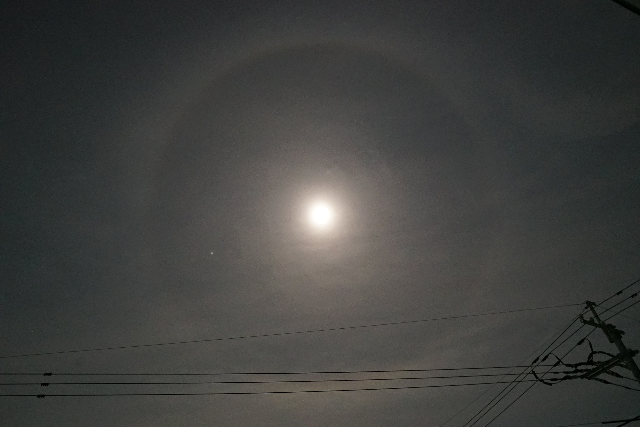 Sony a7S + Sony FE 24-240mm F3.5-6.3 OSS sample photo. Moon halo photography