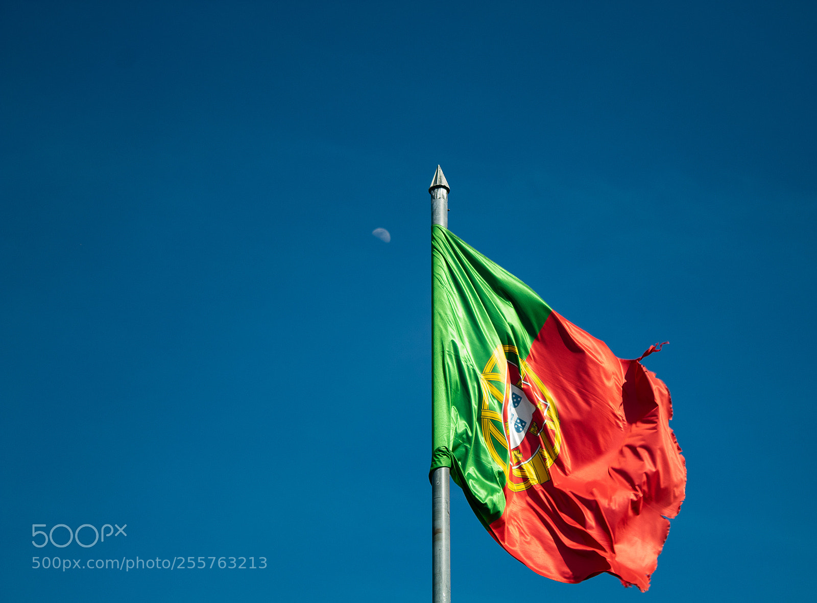 Canon EOS 1300D (EOS Rebel T6 / EOS Kiss X80) sample photo. Portugal photography