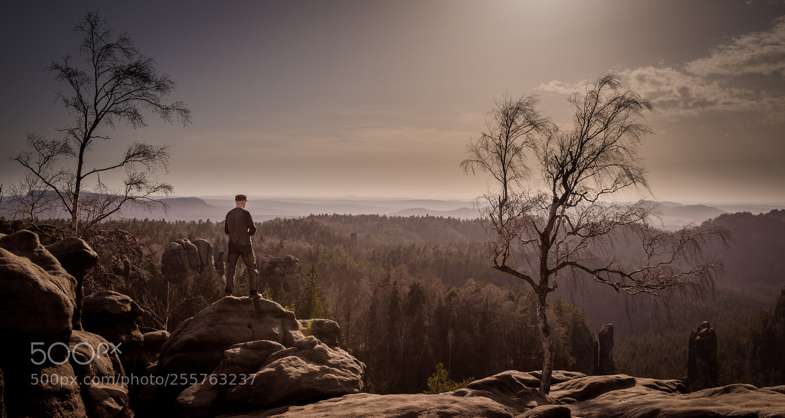 Pentax K-1 sample photo. Standing on the carolarock photography