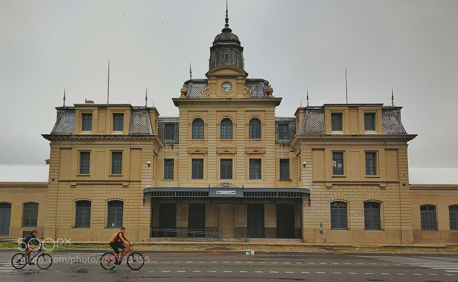 HUAWEI Mate 9 sample photo. Estaci n rosario central photography