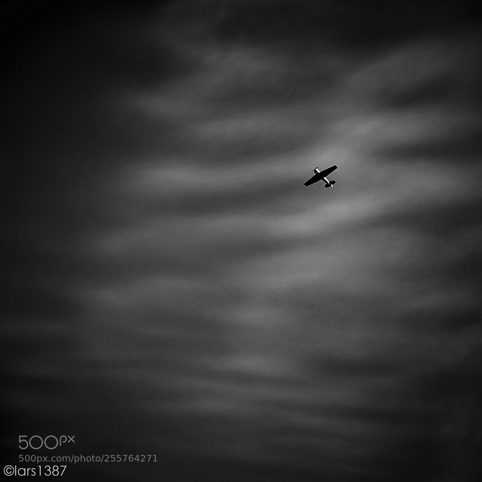 Fujifilm X-T1 sample photo. Single plane photography
