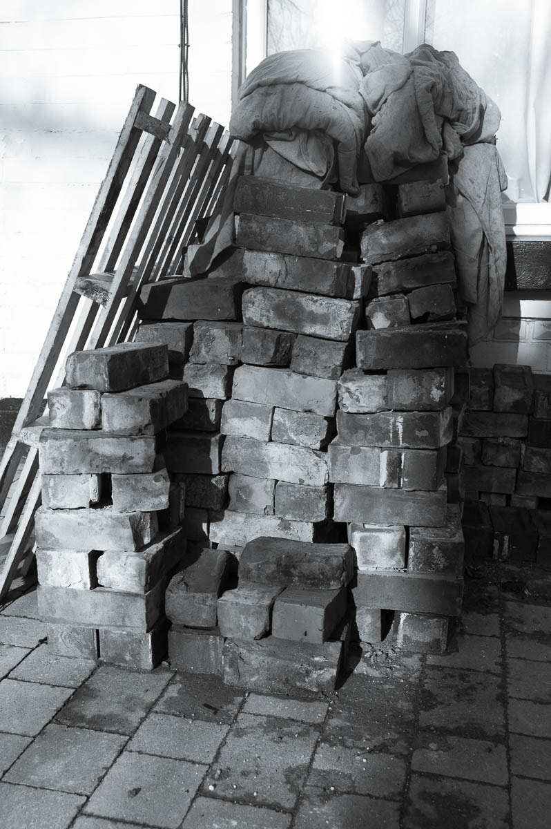 Leica M9 + Leica Summicron-M 35mm F2 ASPH sample photo. Bricks in spring sun photography