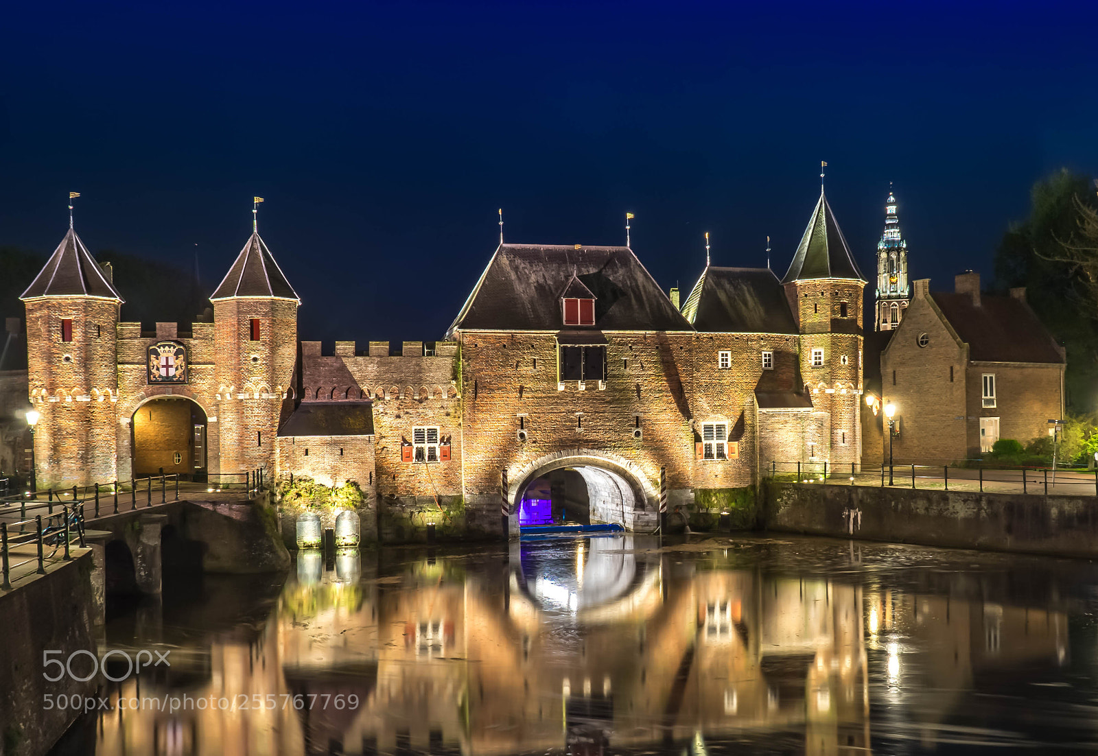 Olympus OM-D E-M10 II sample photo. Koppelpoort amersfoort netherlands nightphotography photography
