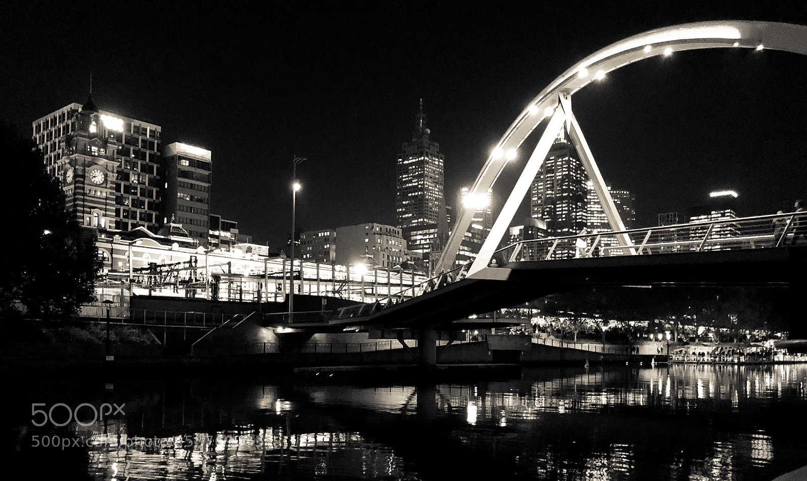Apple iPhone 8 sample photo. Melbourne from under the photography