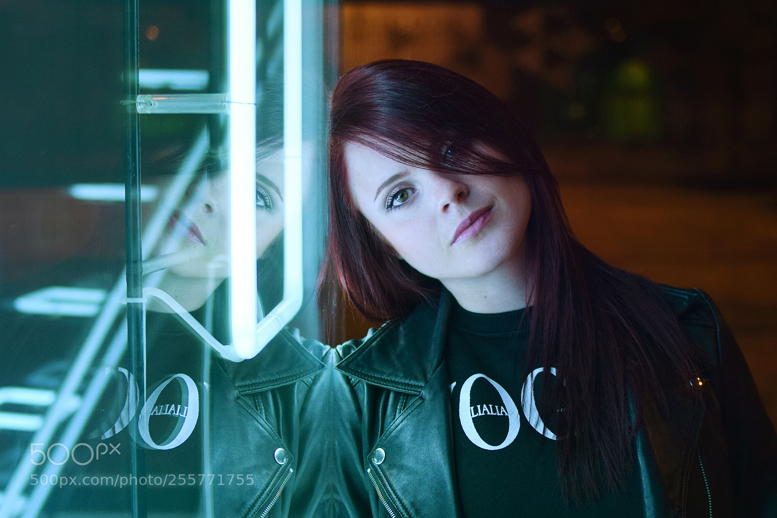 Nikon D3300 sample photo. Neon & sodium photography