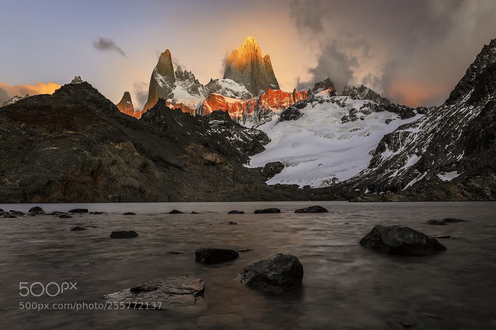 Canon EOS 5D Mark IV sample photo. Majestic peak of fitzroy photography