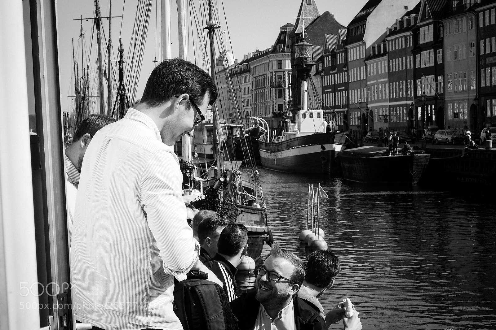 Olympus OM-D E-M10 II sample photo. Nyhavn, copenhagen photography