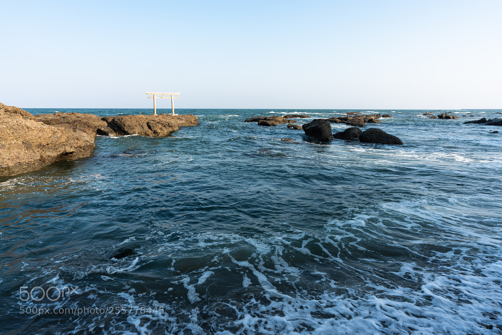 Sony a7R II sample photo. Gate to the sea photography
