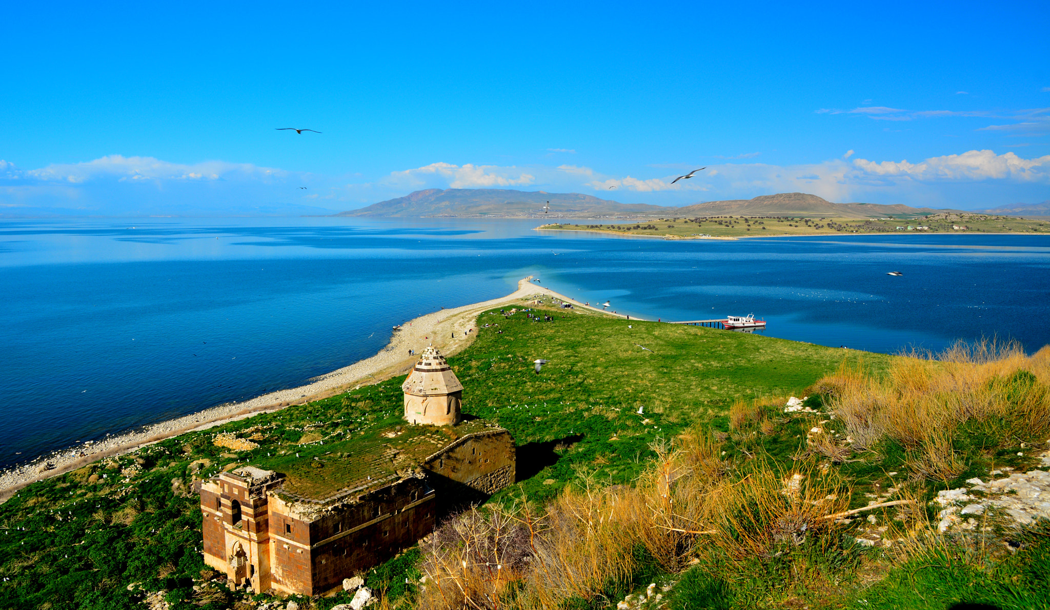 Sigma 17-70mm F2.8-4 DC Macro OS HSM | C sample photo. Montesary çarpanak.... photography