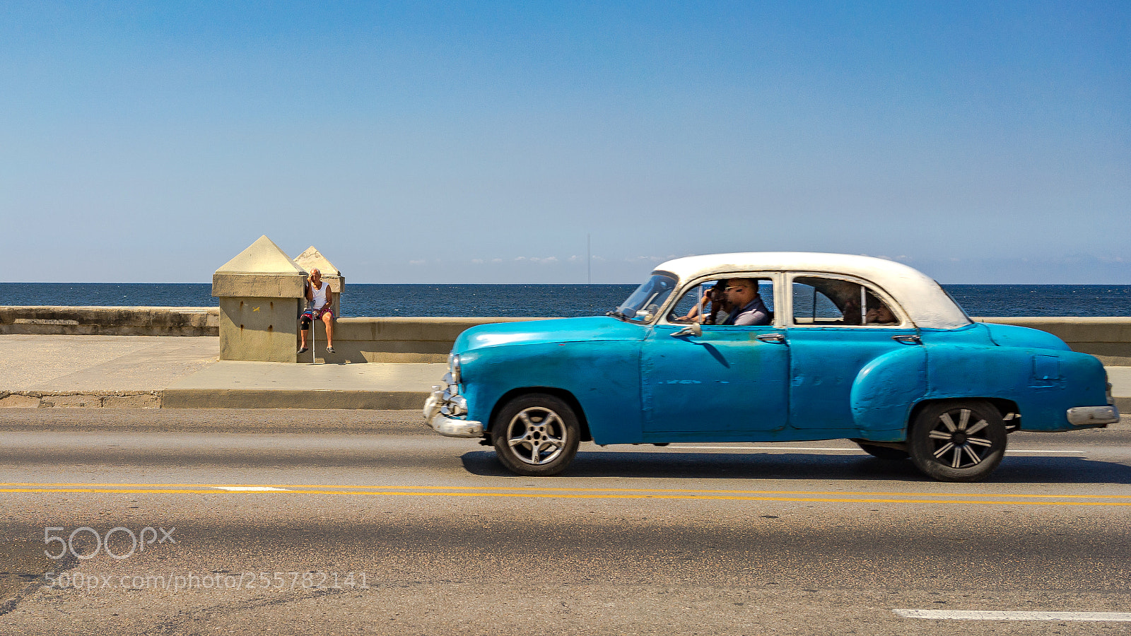 Sony a7 sample photo. Old car old man photography
