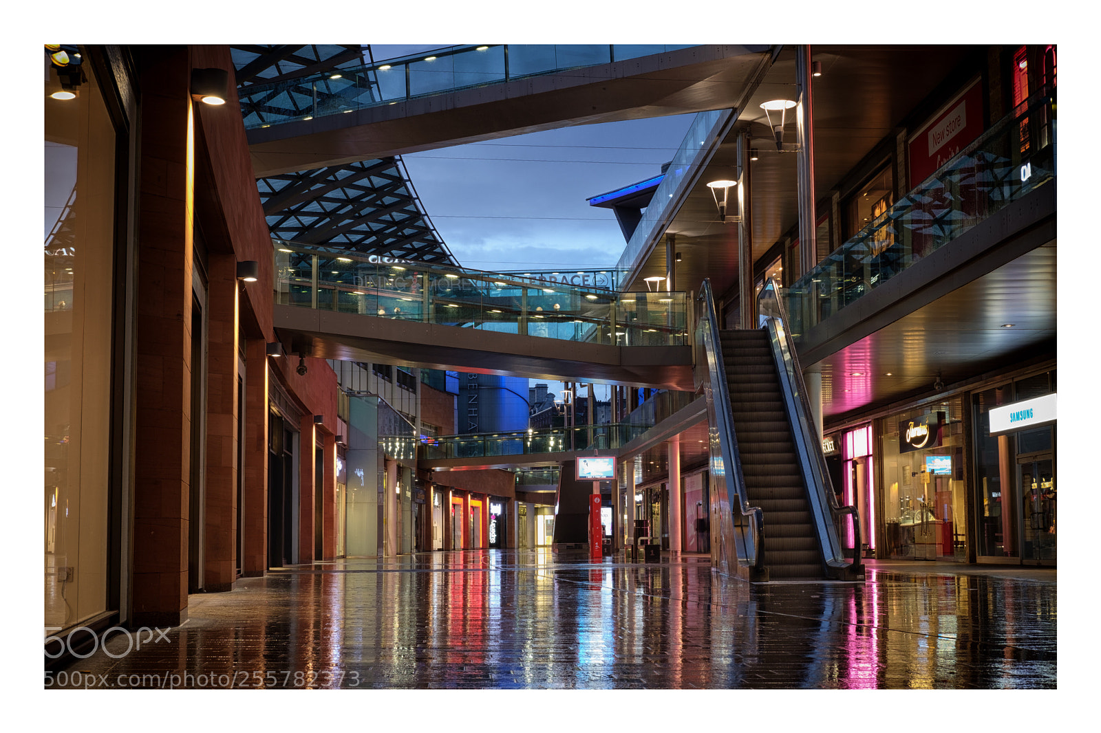 Fujifilm X-T2 sample photo. Liverpool one photography