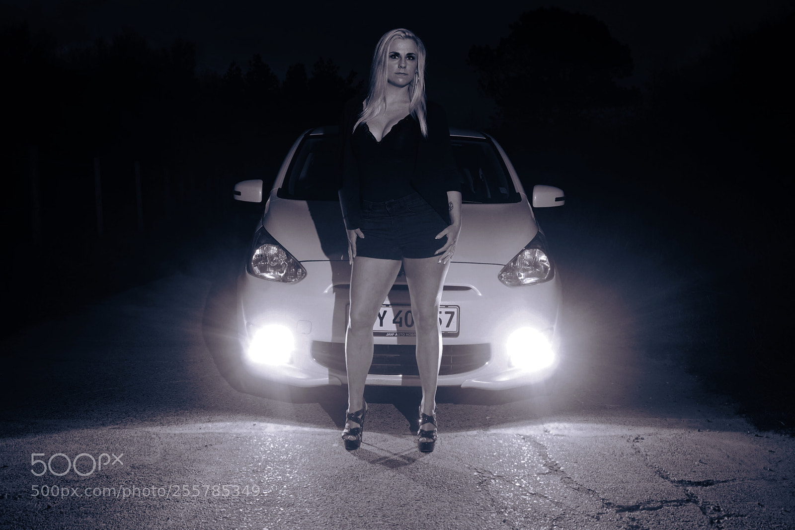 Sony a6000 sample photo. Beautiful women photography