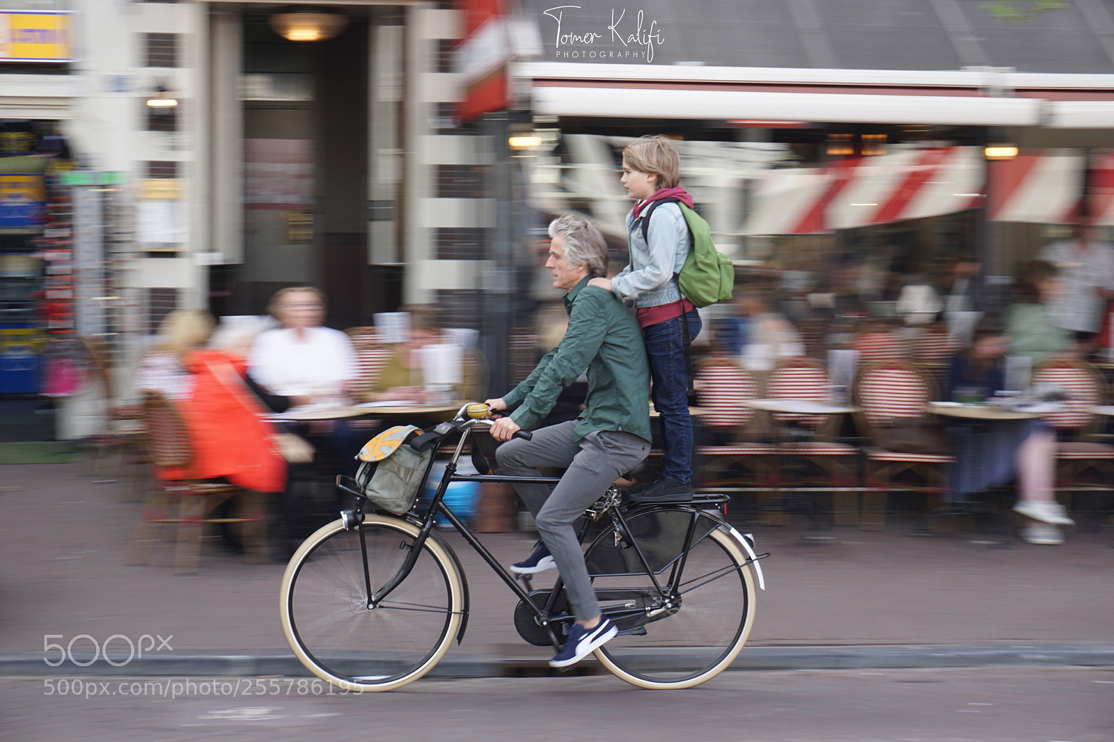 Sony a6000 sample photo. Father son bicycle amsterdam photography
