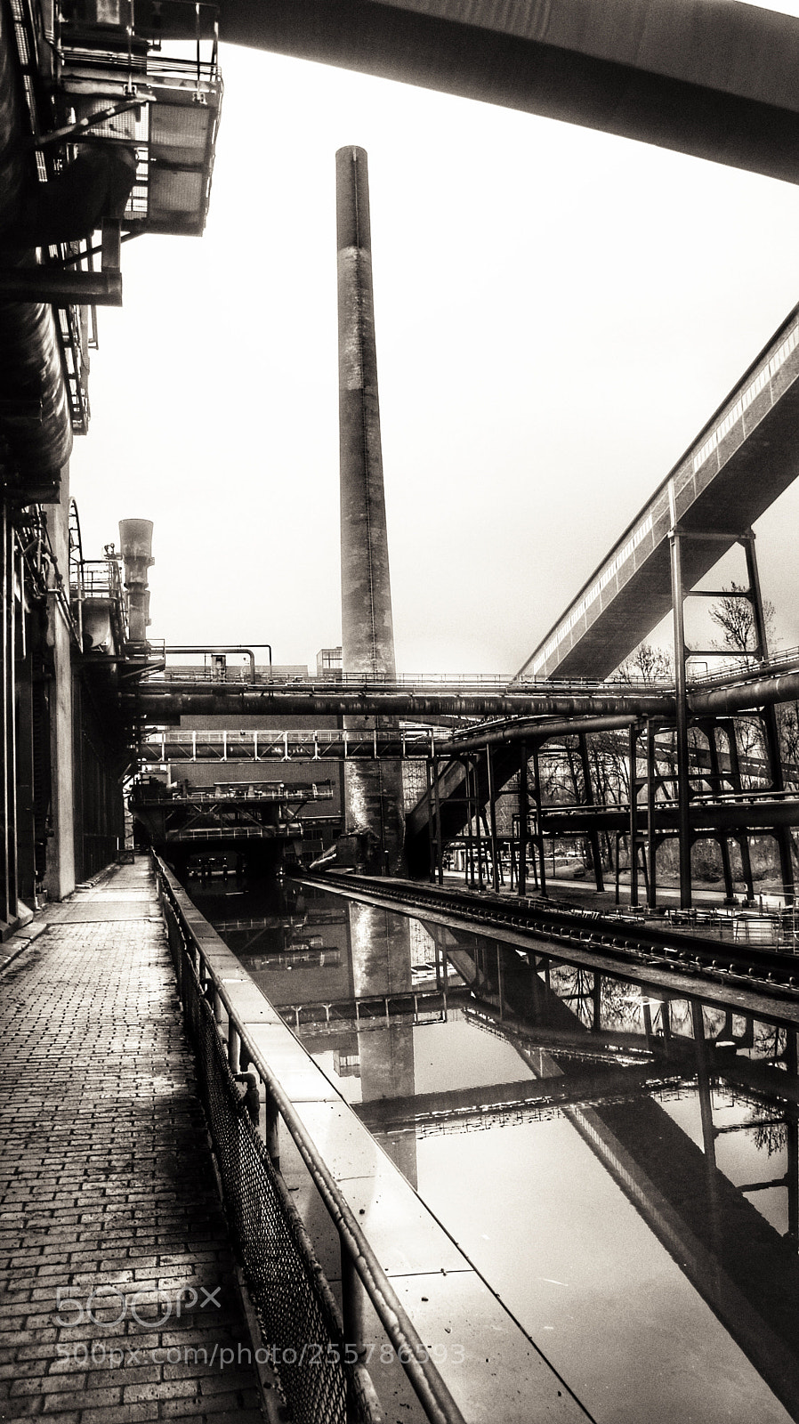 Canon EOS 760D (EOS Rebel T6s / EOS 8000D) sample photo. Smokestack photography
