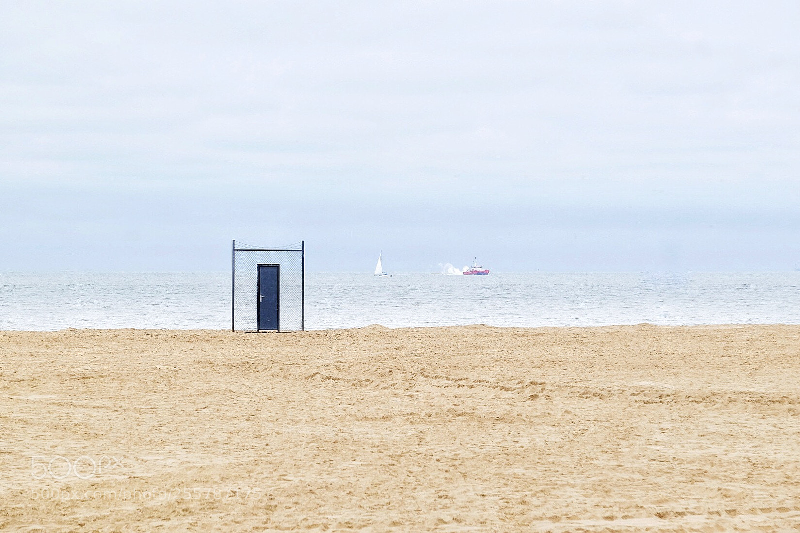 Fujifilm X-T1 sample photo. The door of my photography
