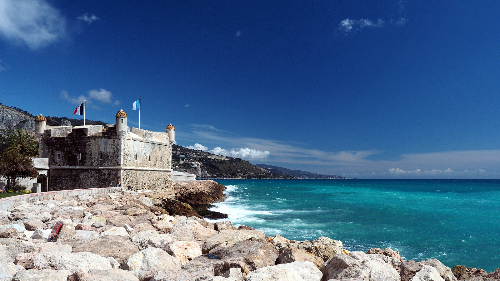 Olympus OM-D E-M10 sample photo. Menton c te d photography