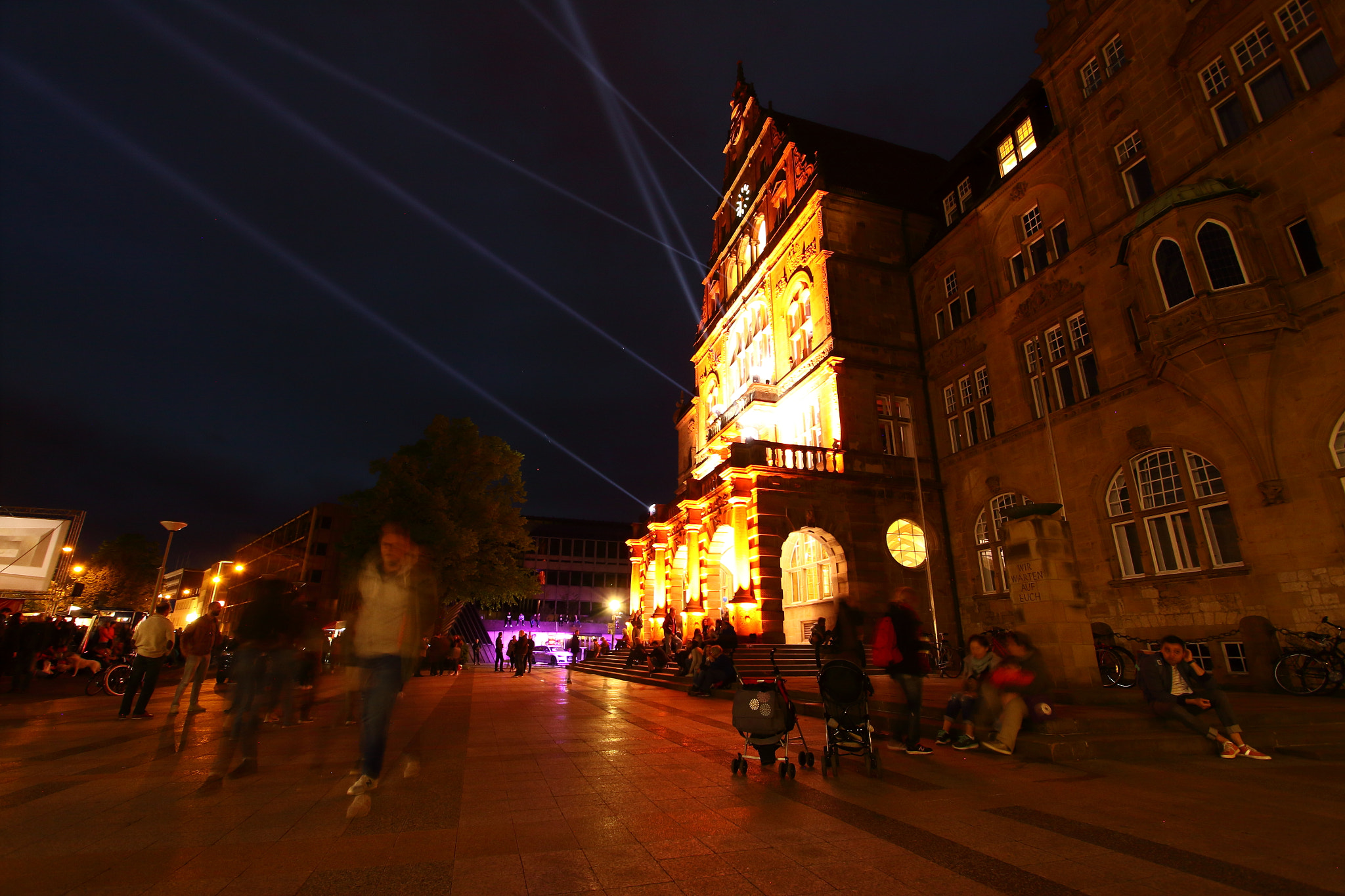 Canon EOS 50D sample photo. Town hall at night photography