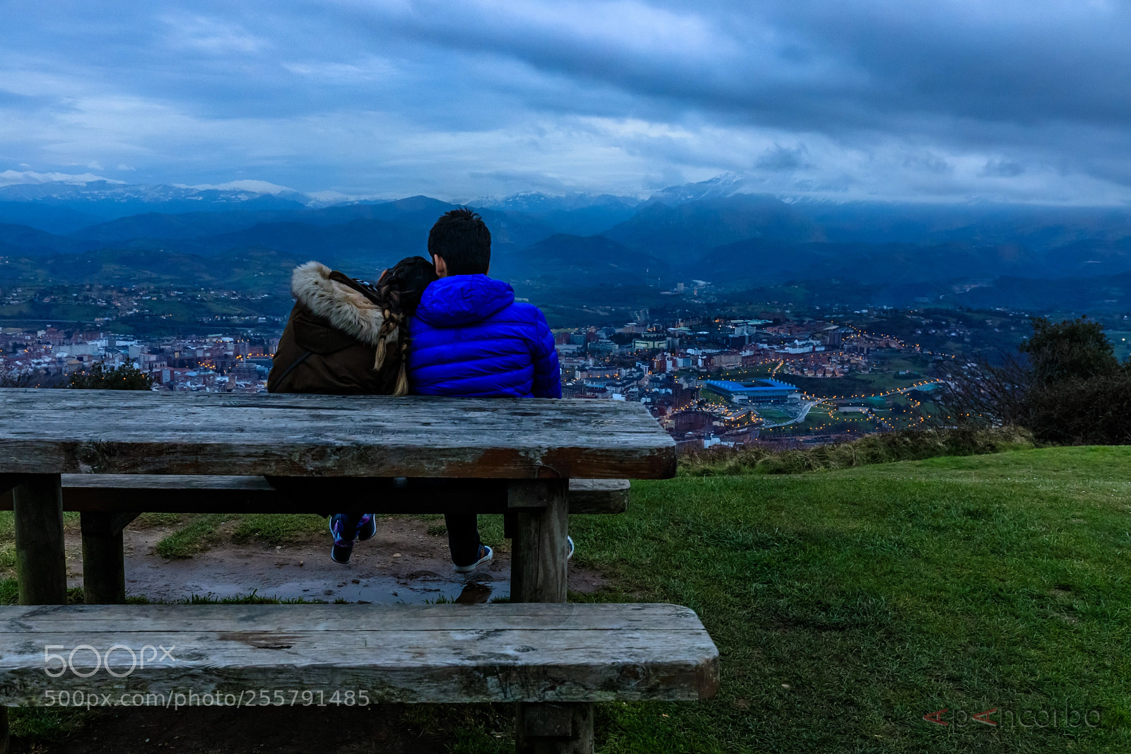 Canon EOS 5D Mark IV sample photo. Mirando oviedo desde el photography