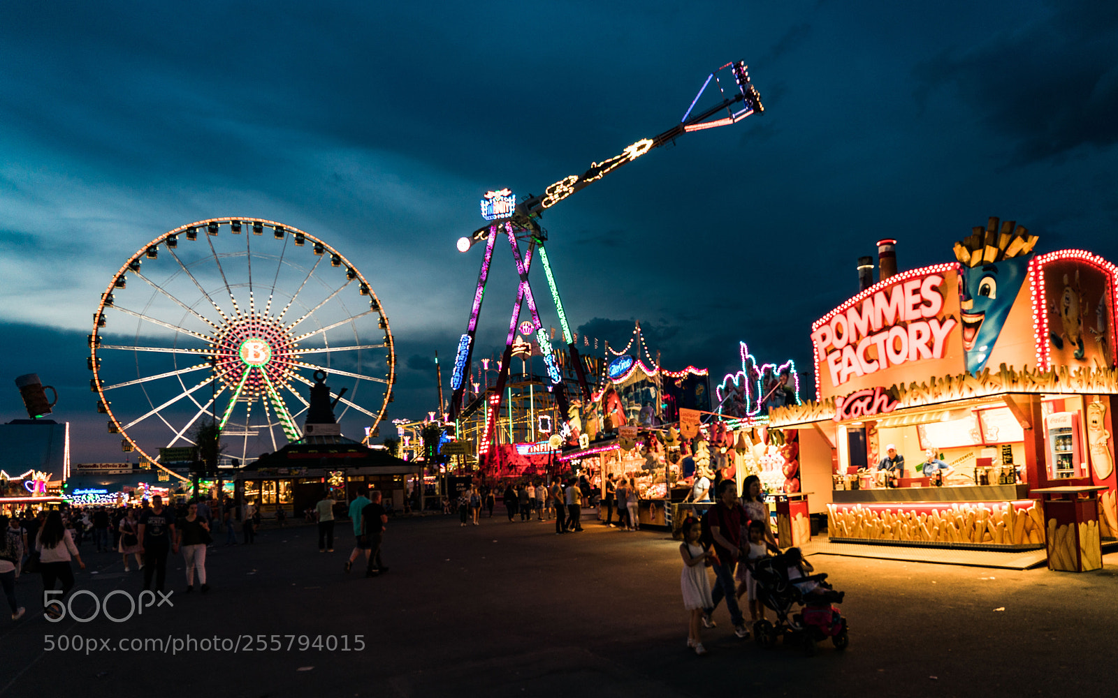 Sony a7R III sample photo. Canstatter wasen photography