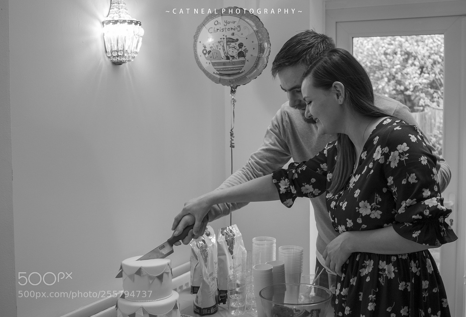 Canon EOS 750D (EOS Rebel T6i / EOS Kiss X8i) sample photo. Cake cutting photography