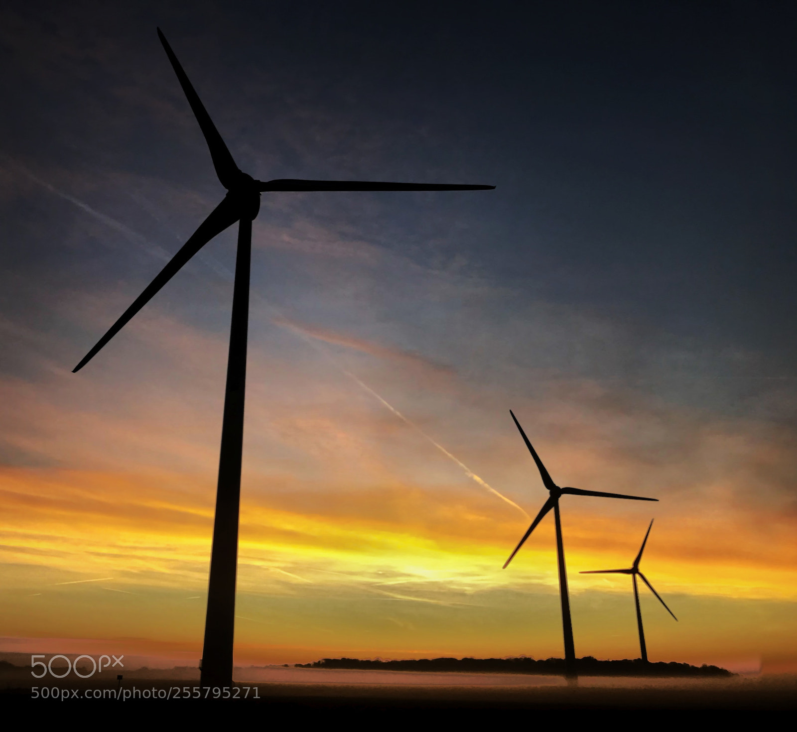 Panasonic Lumix DMC-GX85 (Lumix DMC-GX80 / Lumix DMC-GX7 Mark II) sample photo. Windturbine  photography