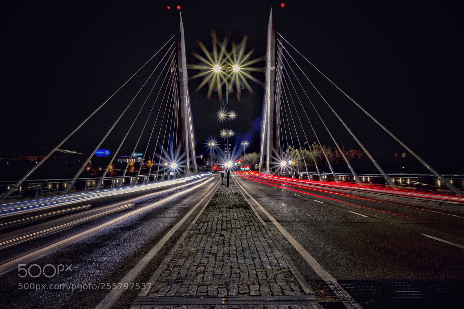 Canon EOS 77D (EOS 9000D / EOS 770D) sample photo. Puente de la hispanidad photography