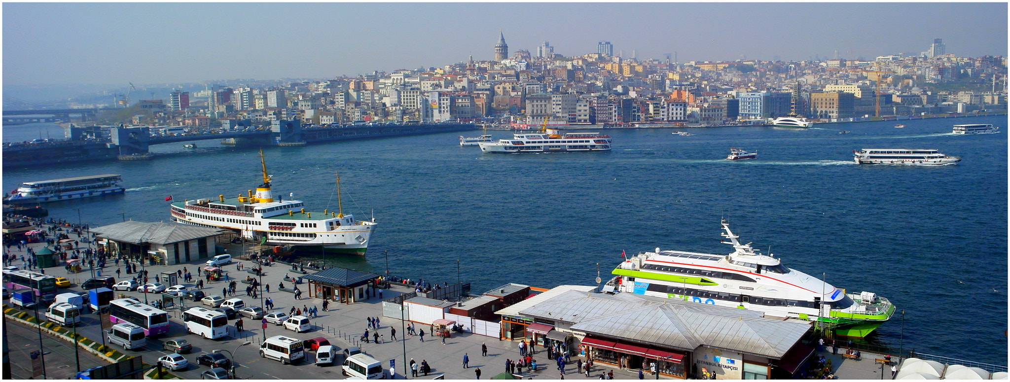 Samsung NX20 sample photo. İstanbul photography