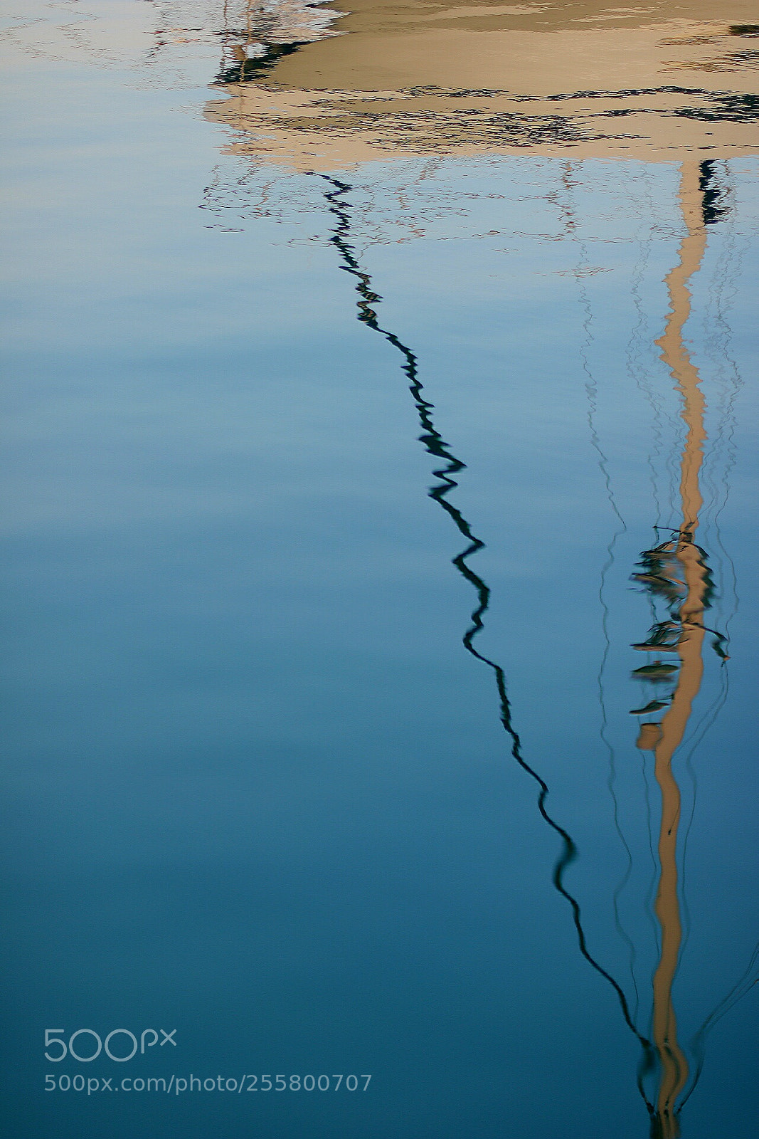 Canon EOS 750D (EOS Rebel T6i / EOS Kiss X8i) sample photo. Abstract photography
