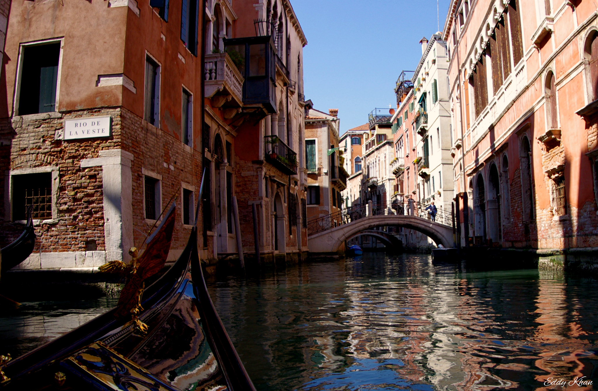 Pentax K-x + Pentax smc DA 10-17mm F3.5-4.5 ED (IF) Fisheye sample photo. Venice photography