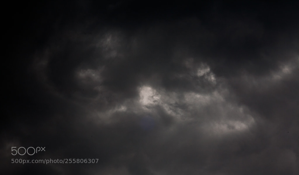 Canon EOS 5D sample photo. Two faces - storm photography