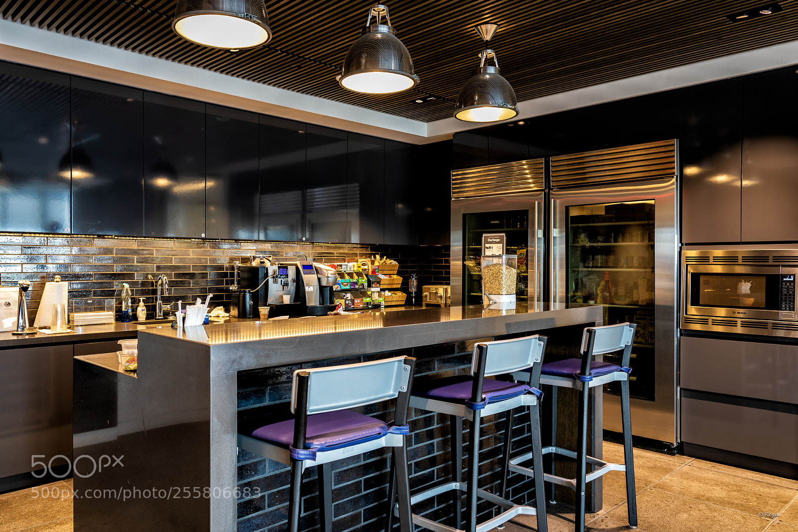 Canon EOS 5D Mark IV sample photo. Tic photography