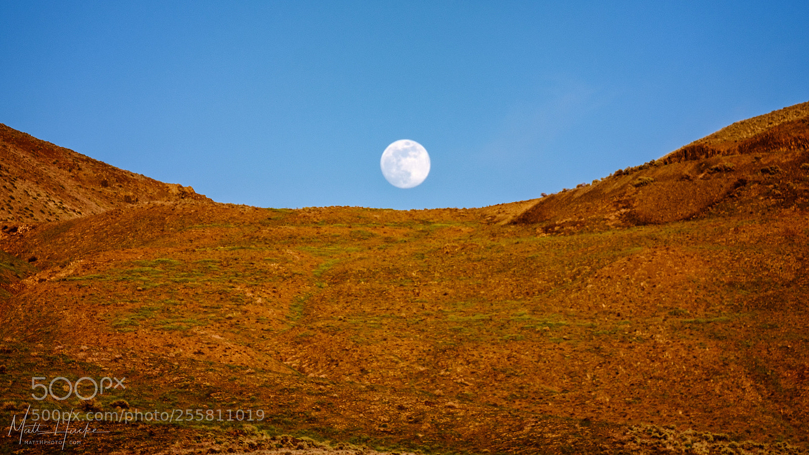 Fujifilm X-T20 sample photo. Moonrise photography