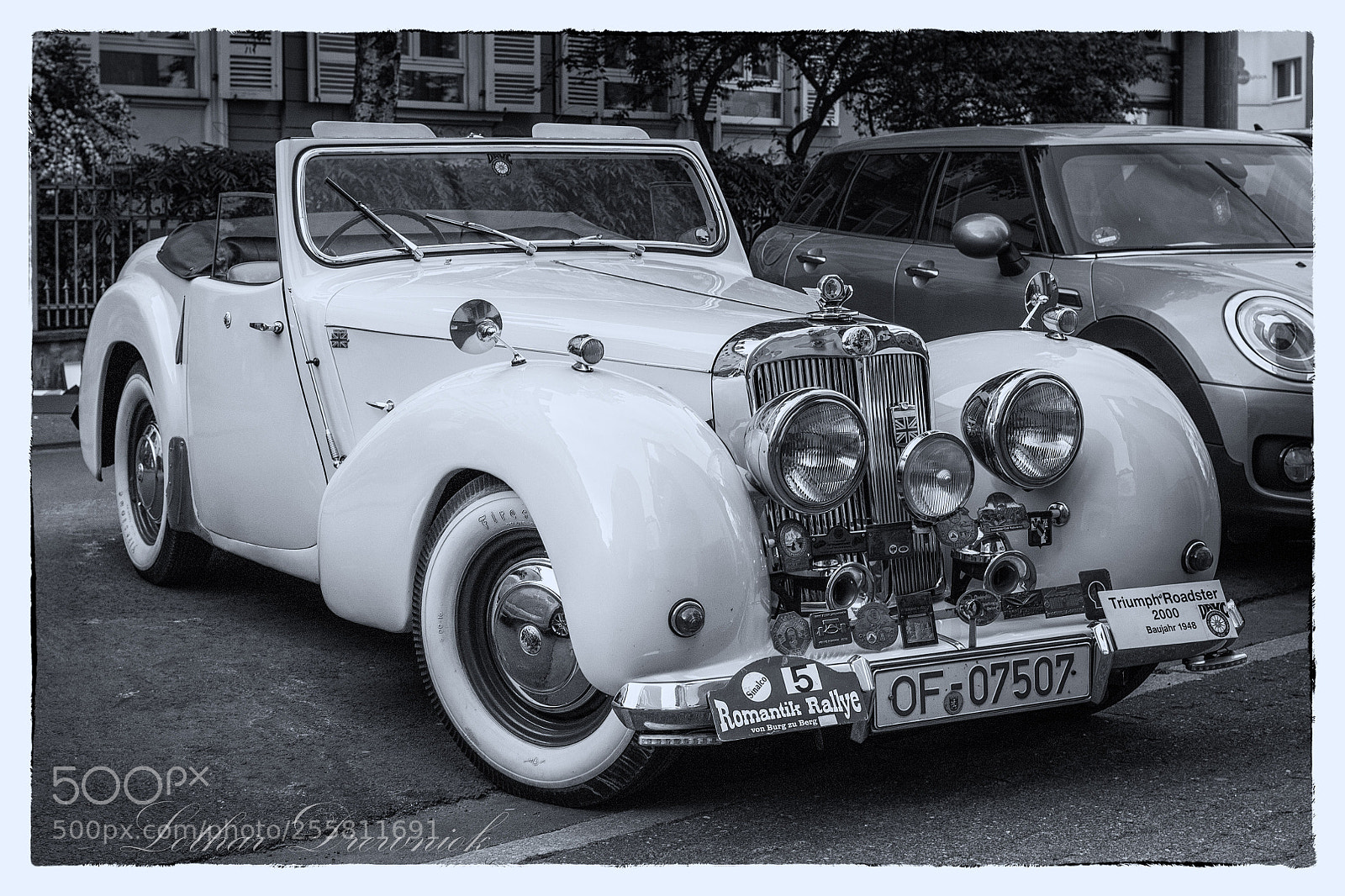 Canon EOS 6D Mark II sample photo. Triumpf roadster photography