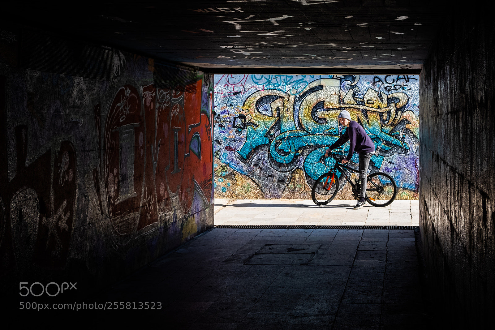 Fujifilm X-T2 sample photo. Grffited tunnel photography