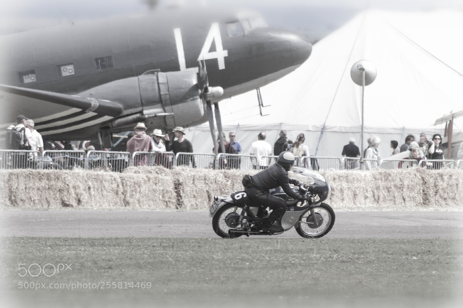 Canon EOS 7D sample photo. Wheels and wings photography