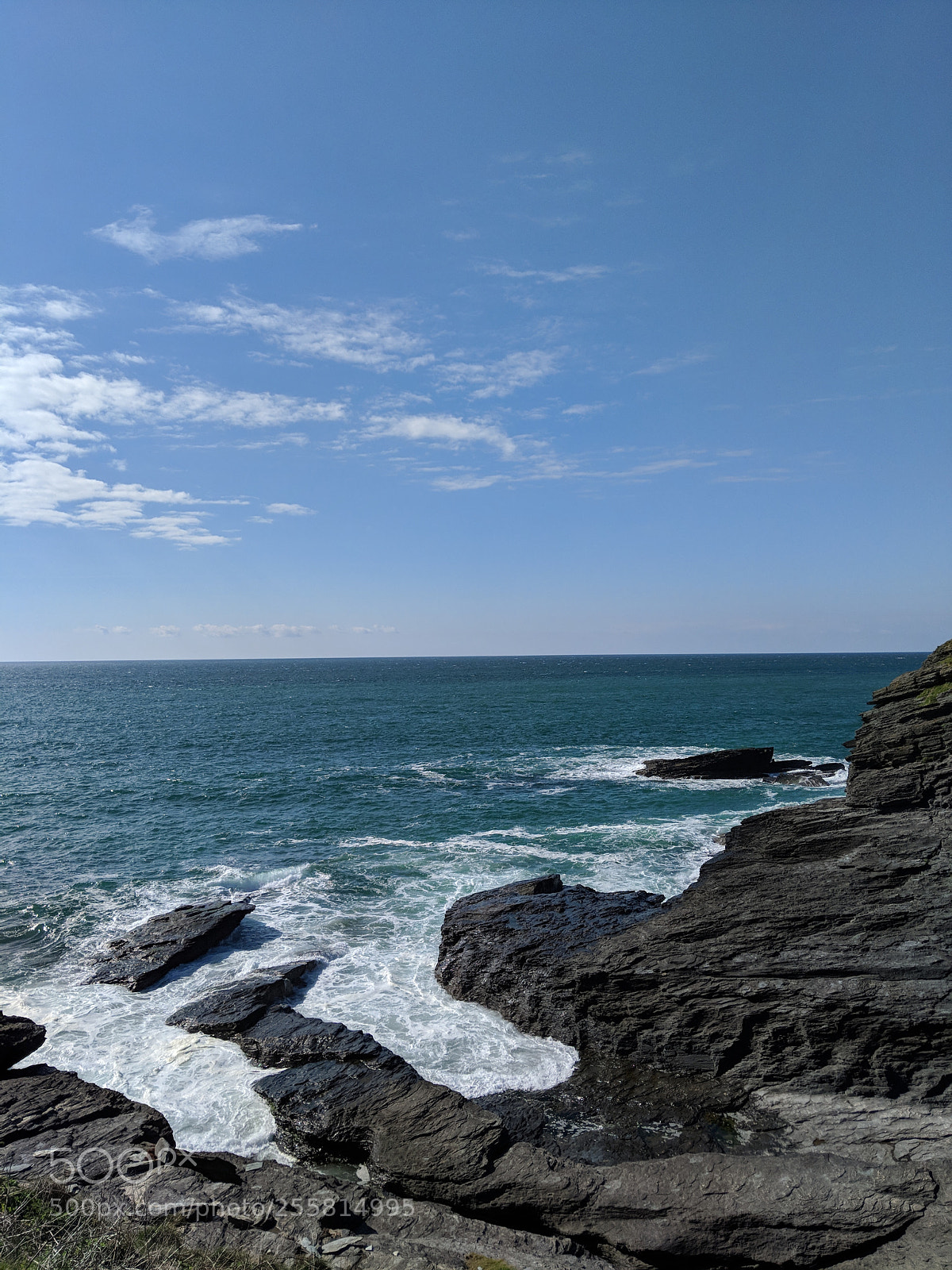 Google Pixel 2 XL sample photo. Crashing coast photography